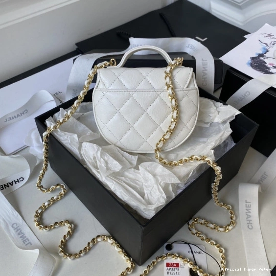 Hyper Peter CHANEL WITH CHANELUTCH CHAIN 0816